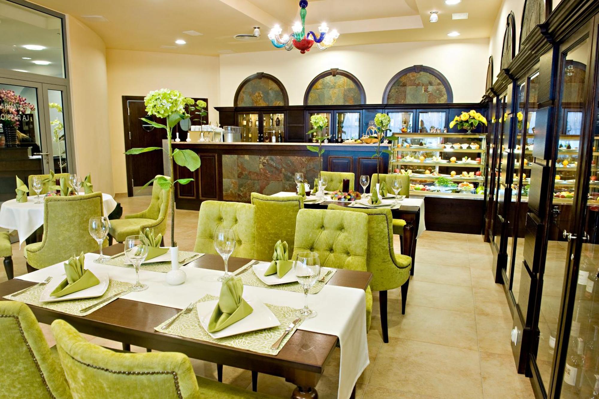 Hotel Prezydencki 3-Star Rzeszów Εξωτερικό φωτογραφία