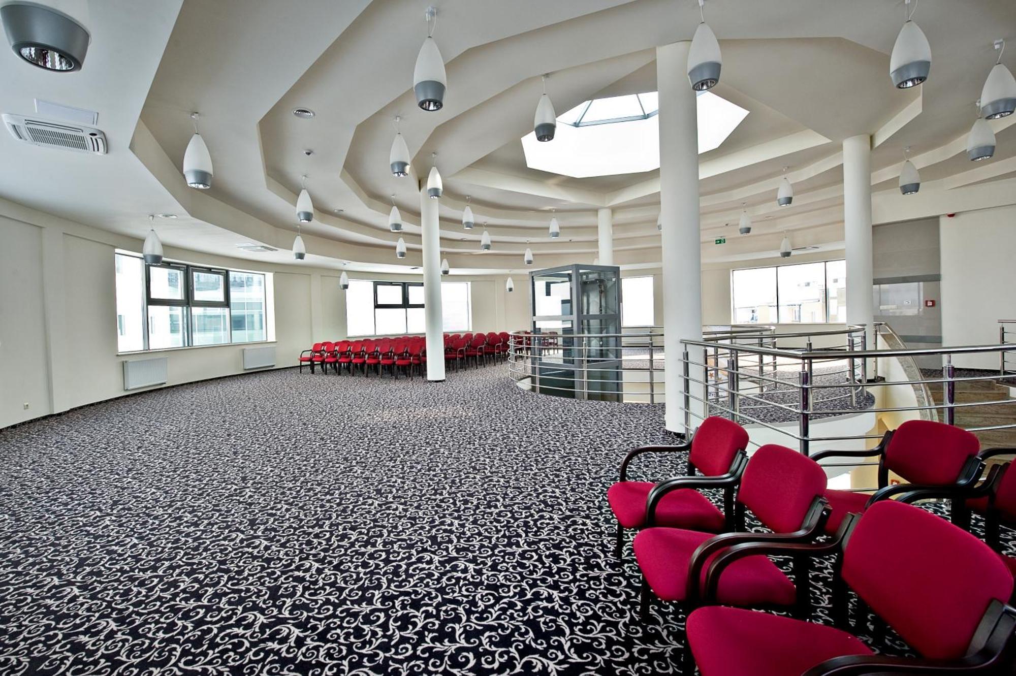 Hotel Prezydencki 3-Star Rzeszów Εξωτερικό φωτογραφία