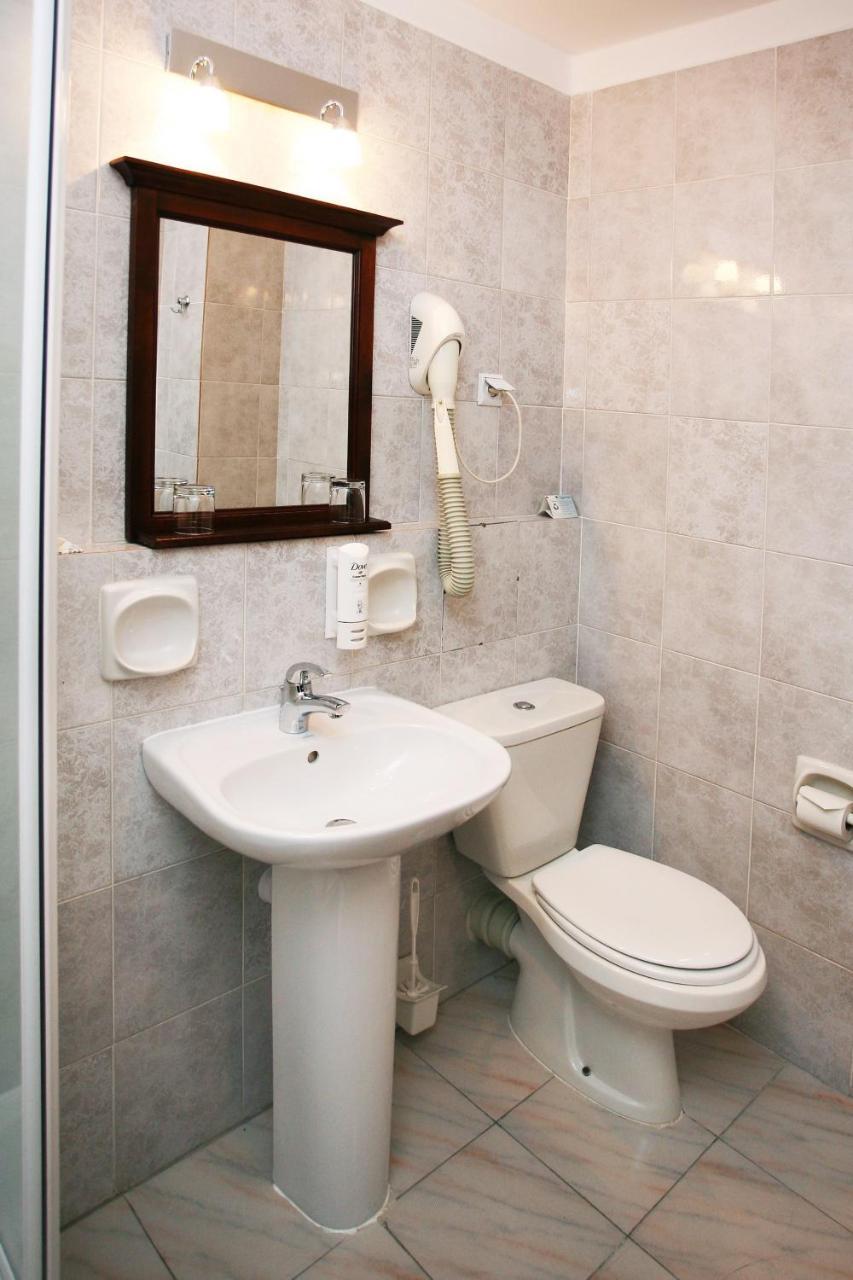 Hotel Prezydencki 3-Star Rzeszów Εξωτερικό φωτογραφία